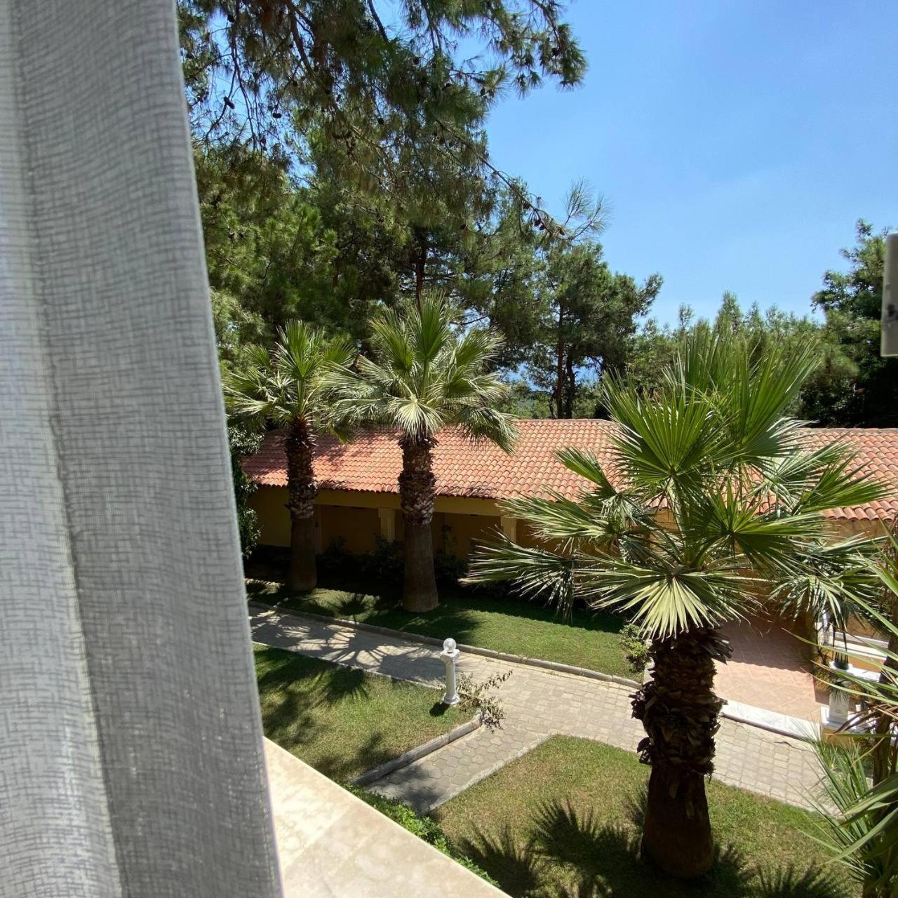 Pine Club Apart Hotel Kuşadası Buitenkant foto
