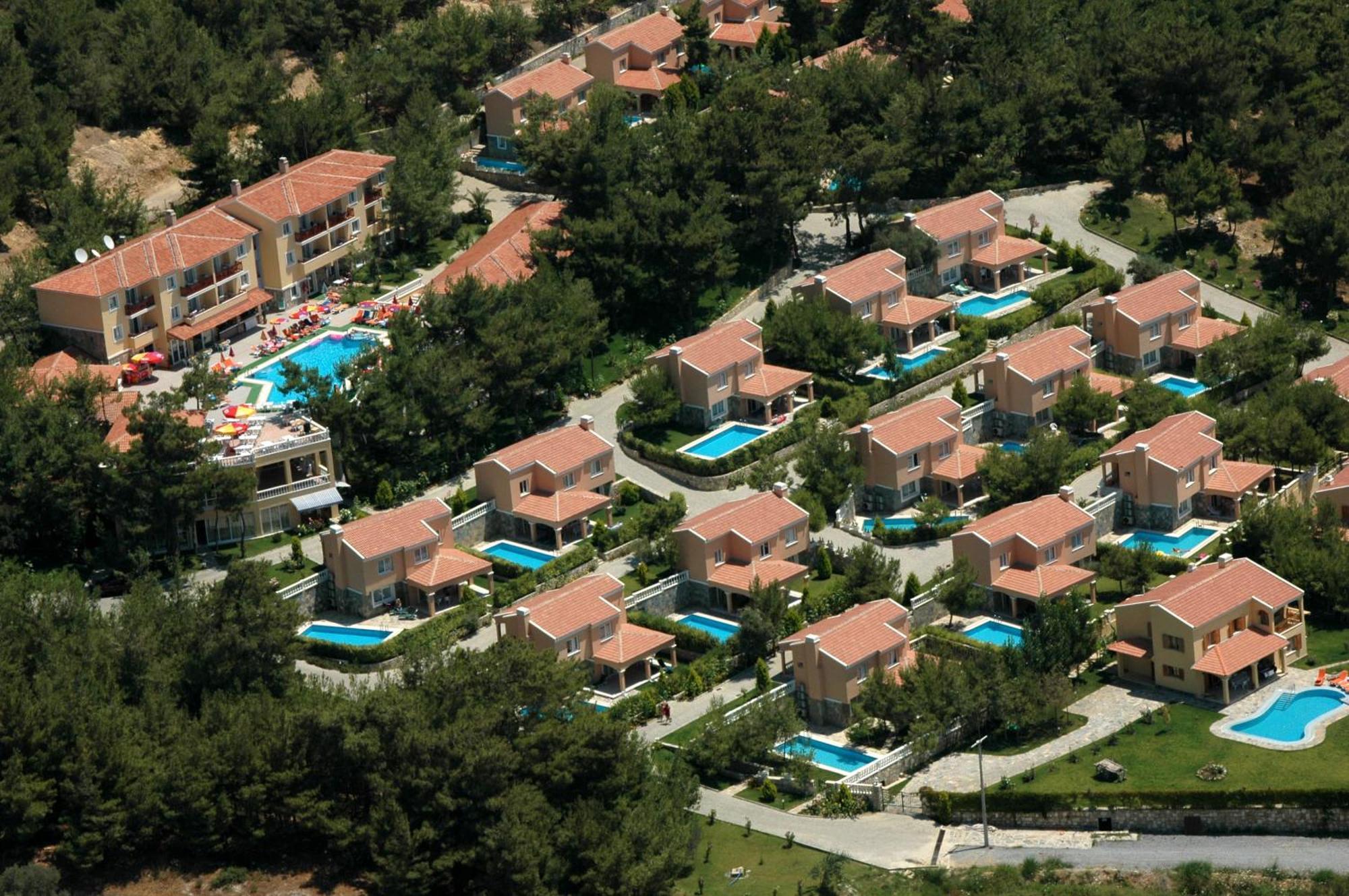 Pine Club Apart Hotel Kuşadası Buitenkant foto